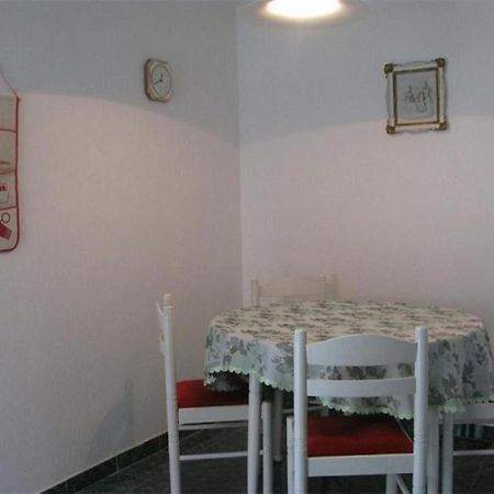 Apartmani Kastelan Barbat na Rabu المظهر الخارجي الصورة