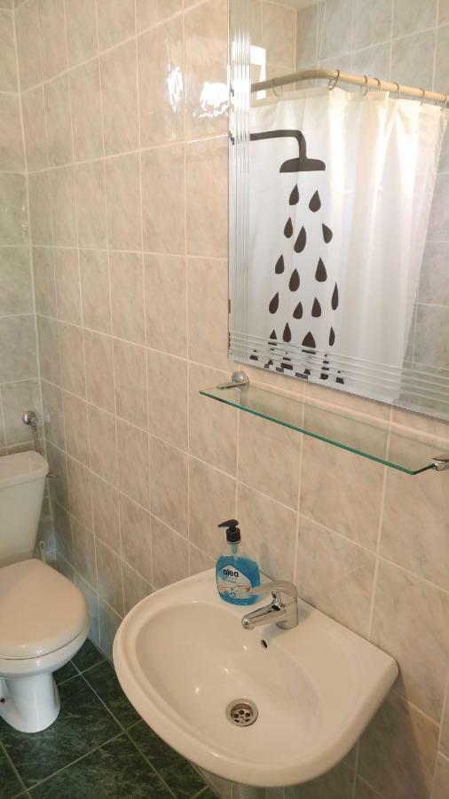 Apartmani Kastelan Barbat na Rabu المظهر الخارجي الصورة